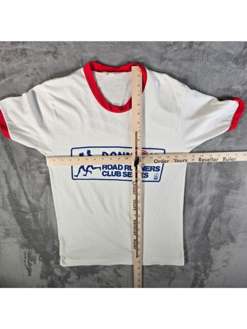 Vintage 1980s Dannon Road Runners Club Hartford 6.4 Miles Ringer T-Shirt (S) - Picture 11 of 13